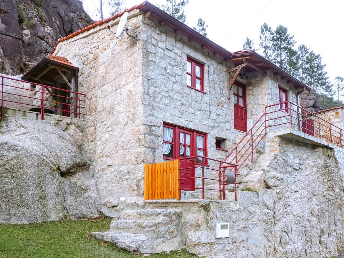 Refugio Do Oscar Villa Gavieira Luaran gambar